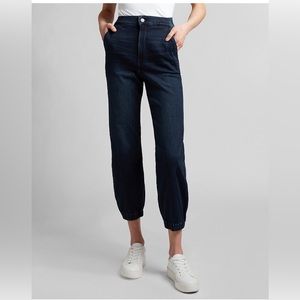 NWOT super high waisted elastic back cotton stretch crop jogger Jean size 00